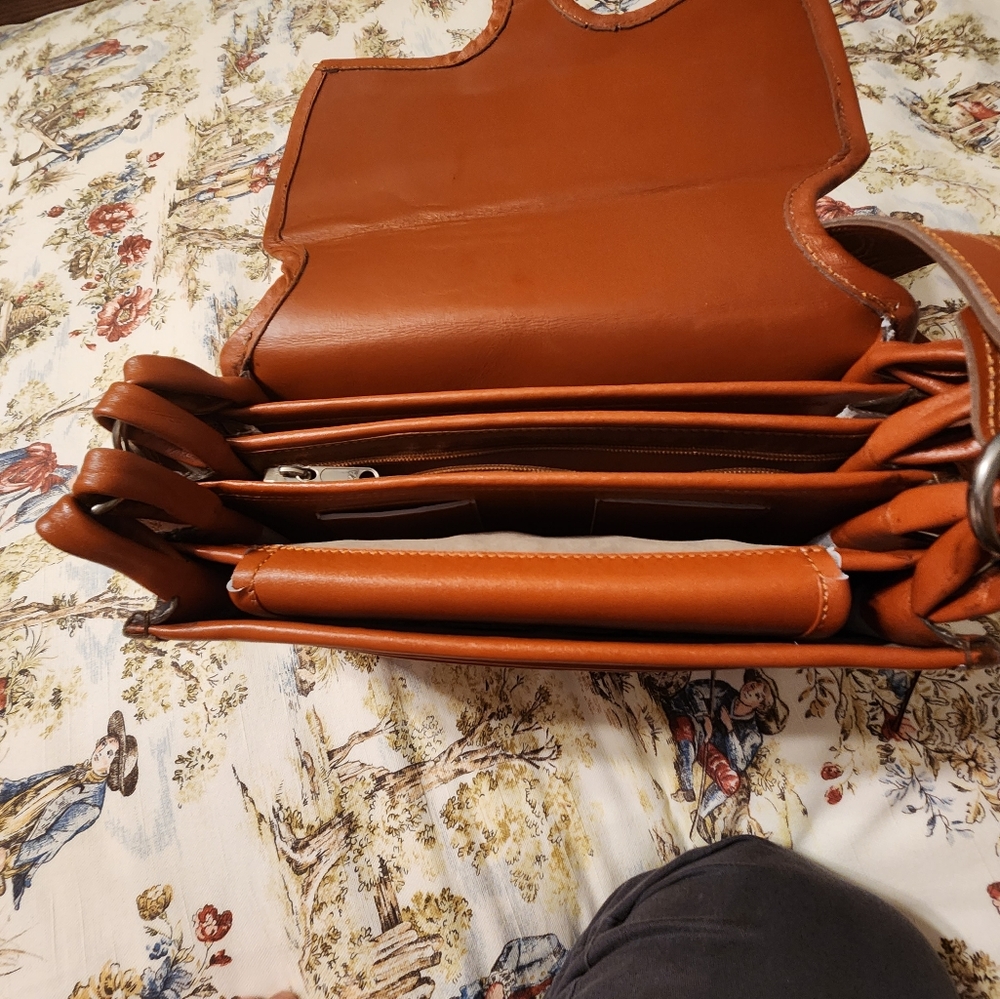 Jerico Handbag - Picture 3 of 4